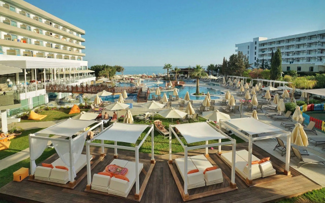 Melissi Beach Hotel & Spa