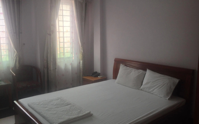 New Life Hotel