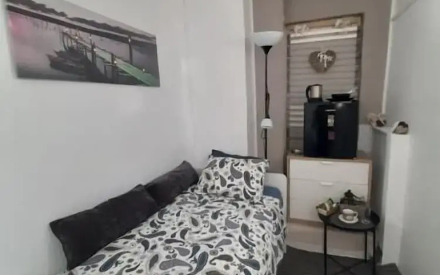Georgias house 7 min from Athens airport