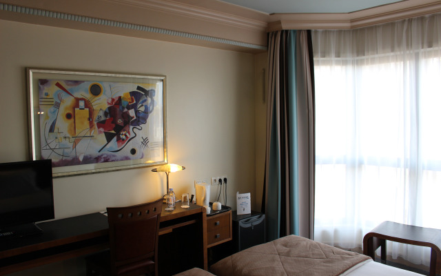 Hôtel Art Déco Euralille