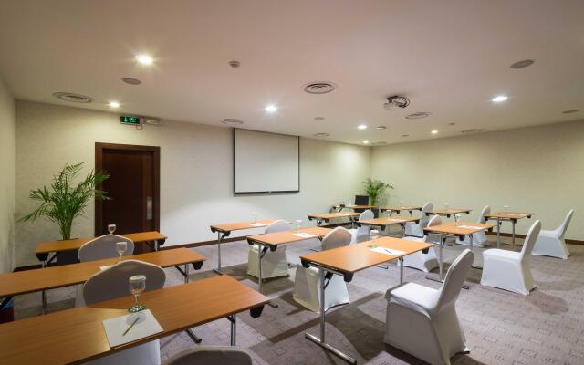 Holiday Inn Riyadh al qasr by IHG