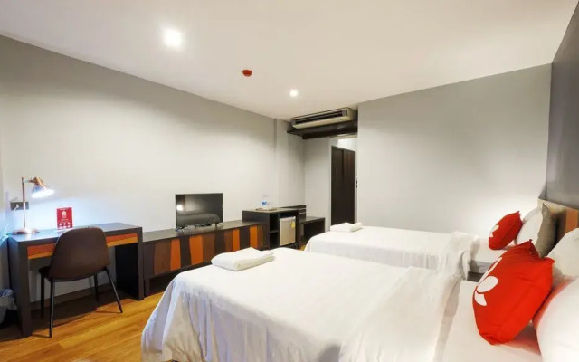 Zen Rooms Zleepmotion Bangkok
