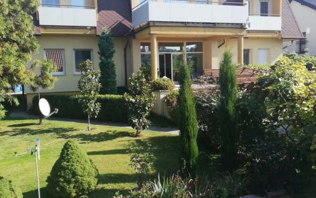 Rezident consult s.r.o.