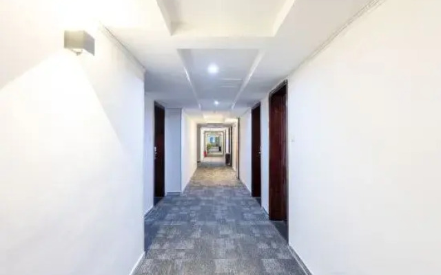 Fructose Hotel (Fuxing Street)
