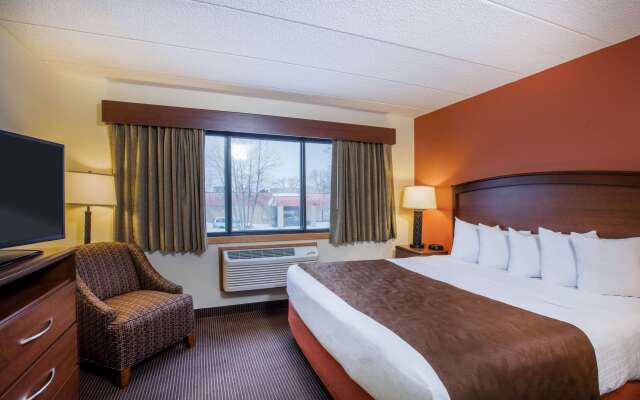 AmericInn by Wyndham Grand Forks