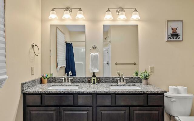 Summit Solitude by Avantstay Lake & Beach Access