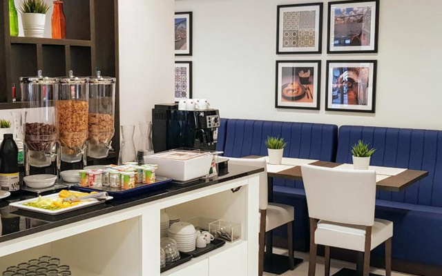 Porto City Hotel