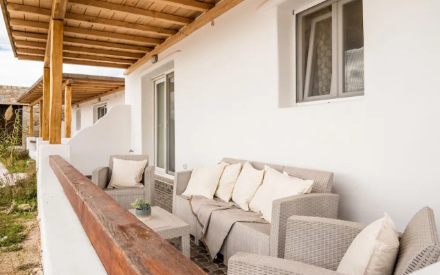 aníko suites Psarou