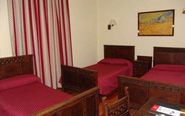 Hostal Ayestaran II