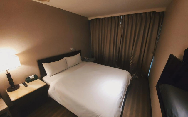 Well Garden Hotel