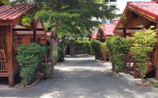 Hua Hin Lap Lae Resort