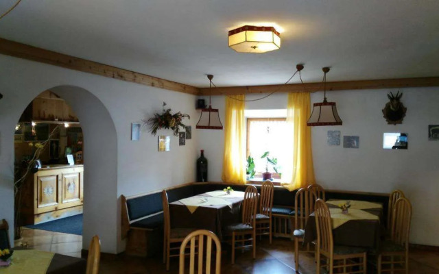 Garni Al Silvestri Vei