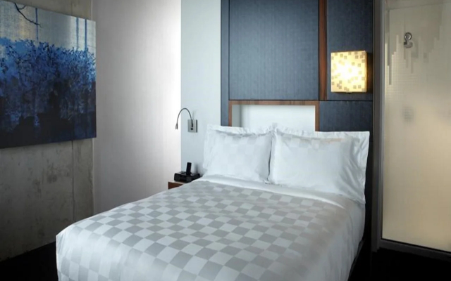 Alt Hotel Toronto Airport