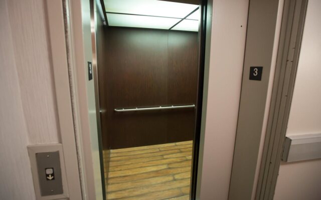 Holiday Inn Express Hotel & Suites Madison by IHG