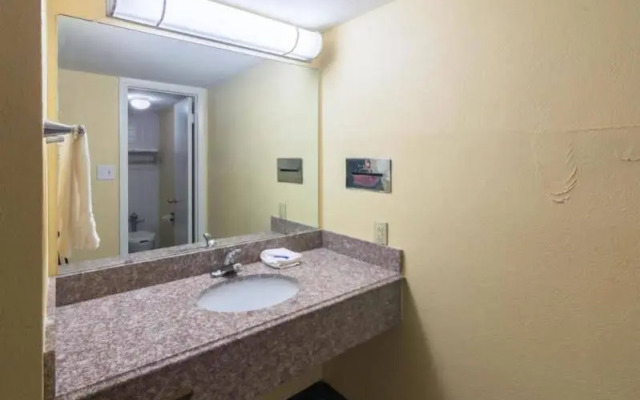 Motel 6 Wichita Falls - Broad Street