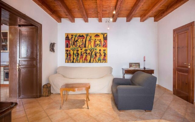 Nice Apartment in Palazzo Vatticani