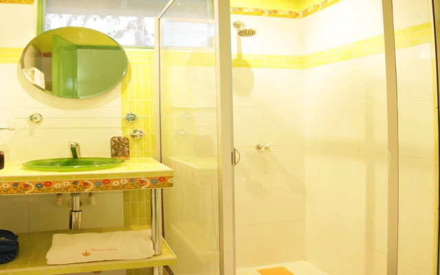 BRUGMANSIA country hotel