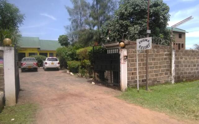 Enigma Resort