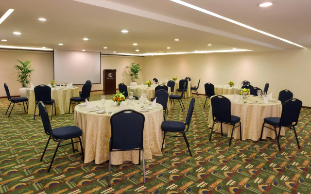 Hotel Estelar Miraflores