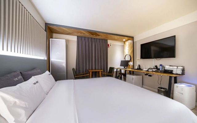 Yangsan (Deokgye) The Hotel