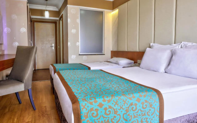 Taç Premier Hotel & Spa