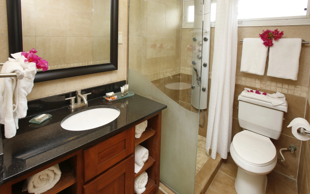 Divi Flamingo Beach Resort & Casino