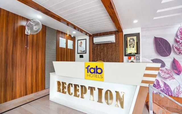 Fabhotel The Vrindavan Inn