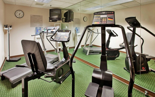 Holiday Inn Express & Suites Batesville by IHG