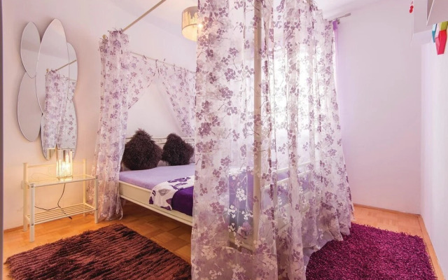Beautiful Home in Fondole With Jacuzzi, Wifi and 2 Bedrooms