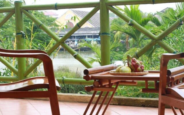 Pho Hoi Riverside Resort