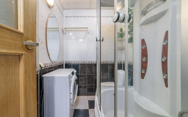 DeRent Aparts (ДеРент Апартс) на переулке Антоненко