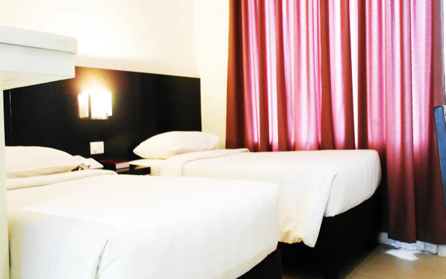 Manhattan Suites Inn