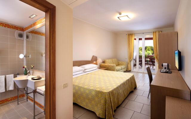 Ethra Reserve - Calanè 4*