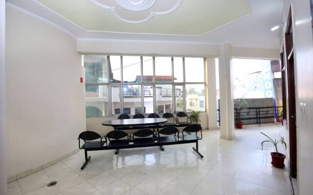OYO 5853 Hotel Shingar Regency
