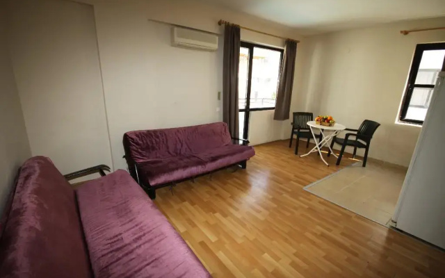 Tuntas Suites Altinkum