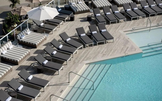 Wave Resort