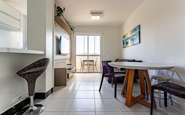 Apto com churrasqueira e sacada RPC306