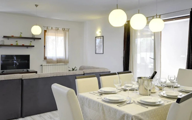 Detached Villa With Swimming Pool in the South of Istria Near the Sea