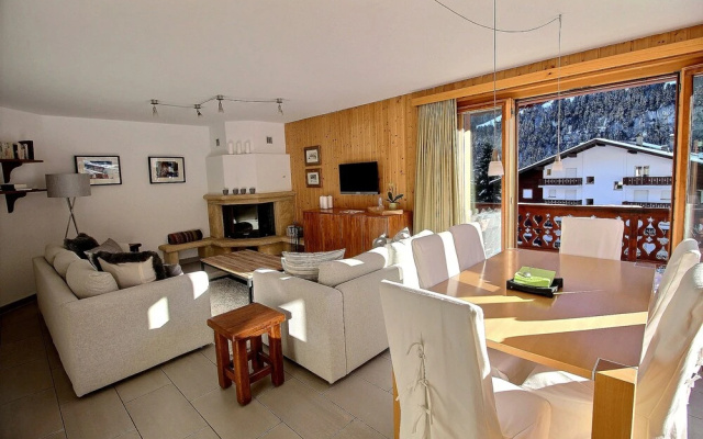 Ripaille - Nice Apartment of 110m2 Located 400 Meters From the Cableway – Guest Rooms – Champery