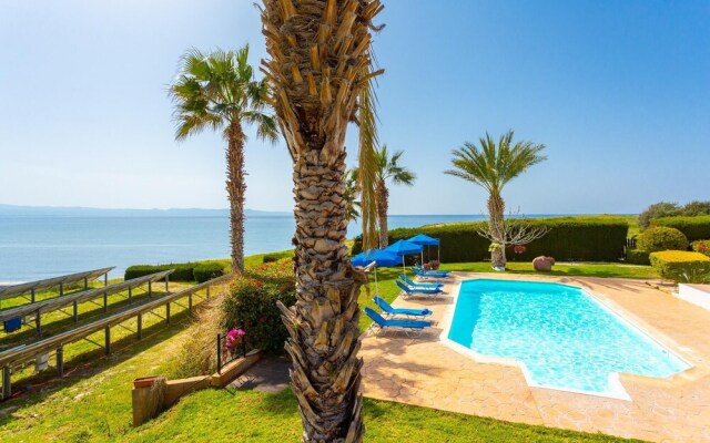 Villa Pelagos Large Private Pool Walk to Beach Sea Views A C Wifi - 2429