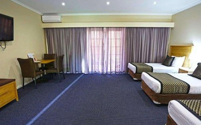 Quality Hotel Melbourne Airport
