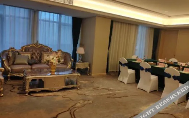 Vienna International Hotel (Yingtan Xinjiang New District)