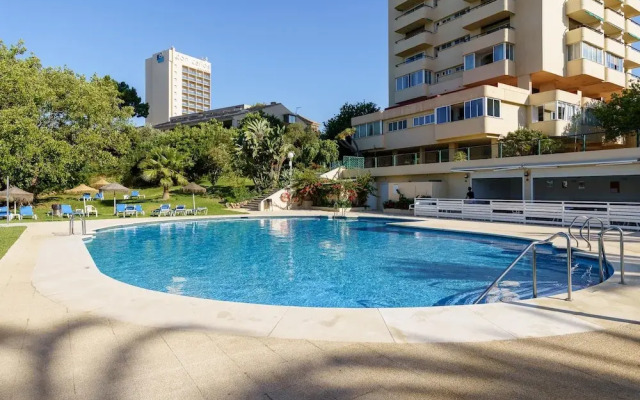 Marbella Este Next Marriott and Nikki B