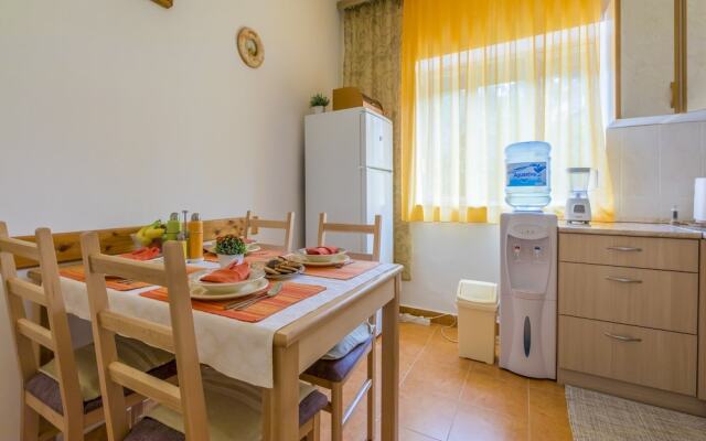 House Elwira