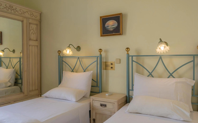Pandora Suites