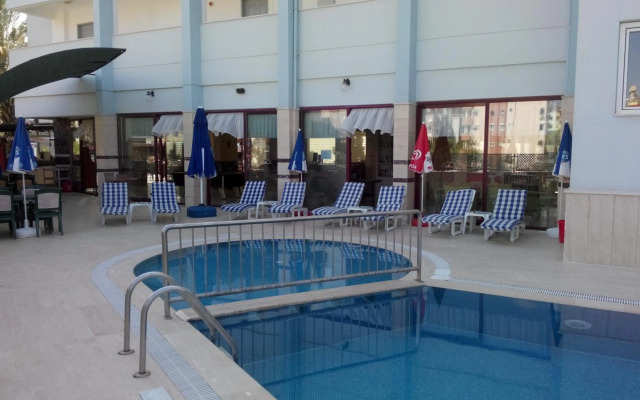 Sailor Apart Hotel