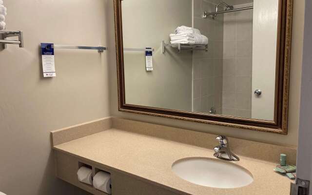 Best Western North Bay Hotel & Conference Centre