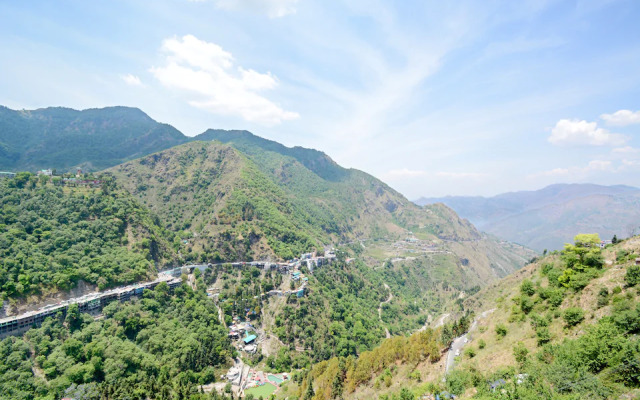 OYO 40171 Mountain Breeze