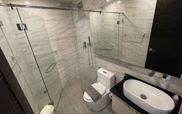 Sea view studio at Oceana by Lofty