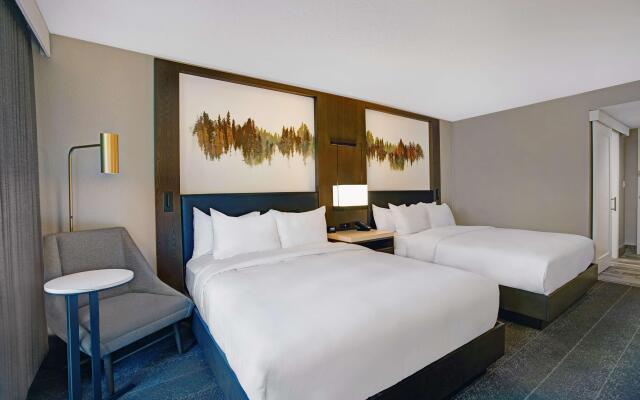 Hilton Peachtree City Atlanta Hotel & Conference Center